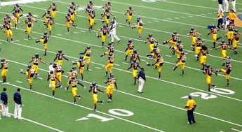 开云APP-俱乐部在青训营引入外籍教练团以提高培养质量，俱乐部青训什么意思